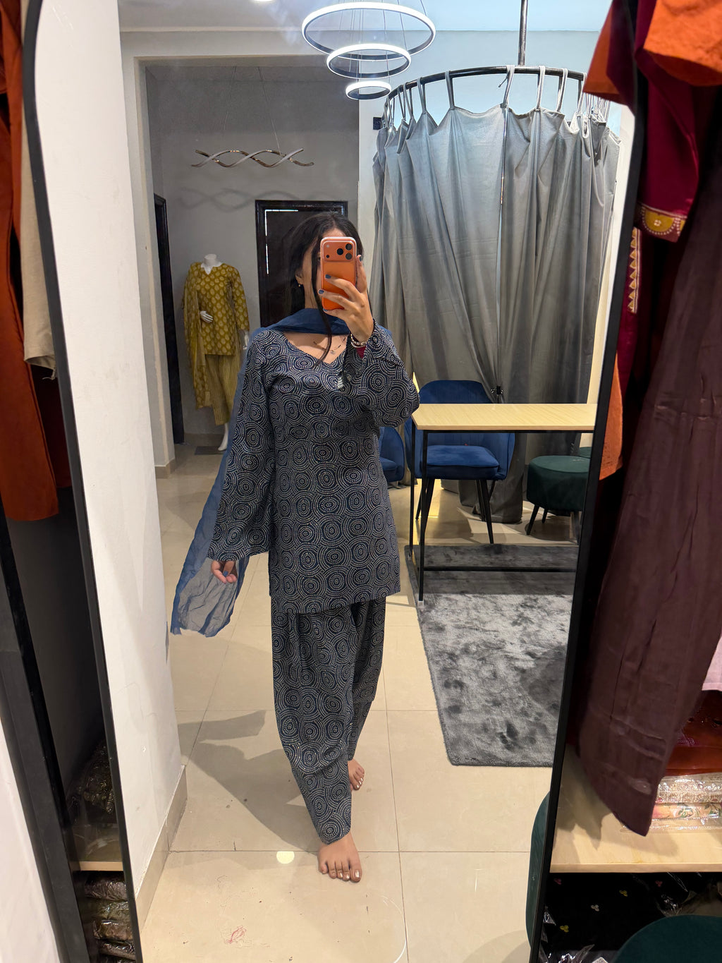 Bandhani farshi set
