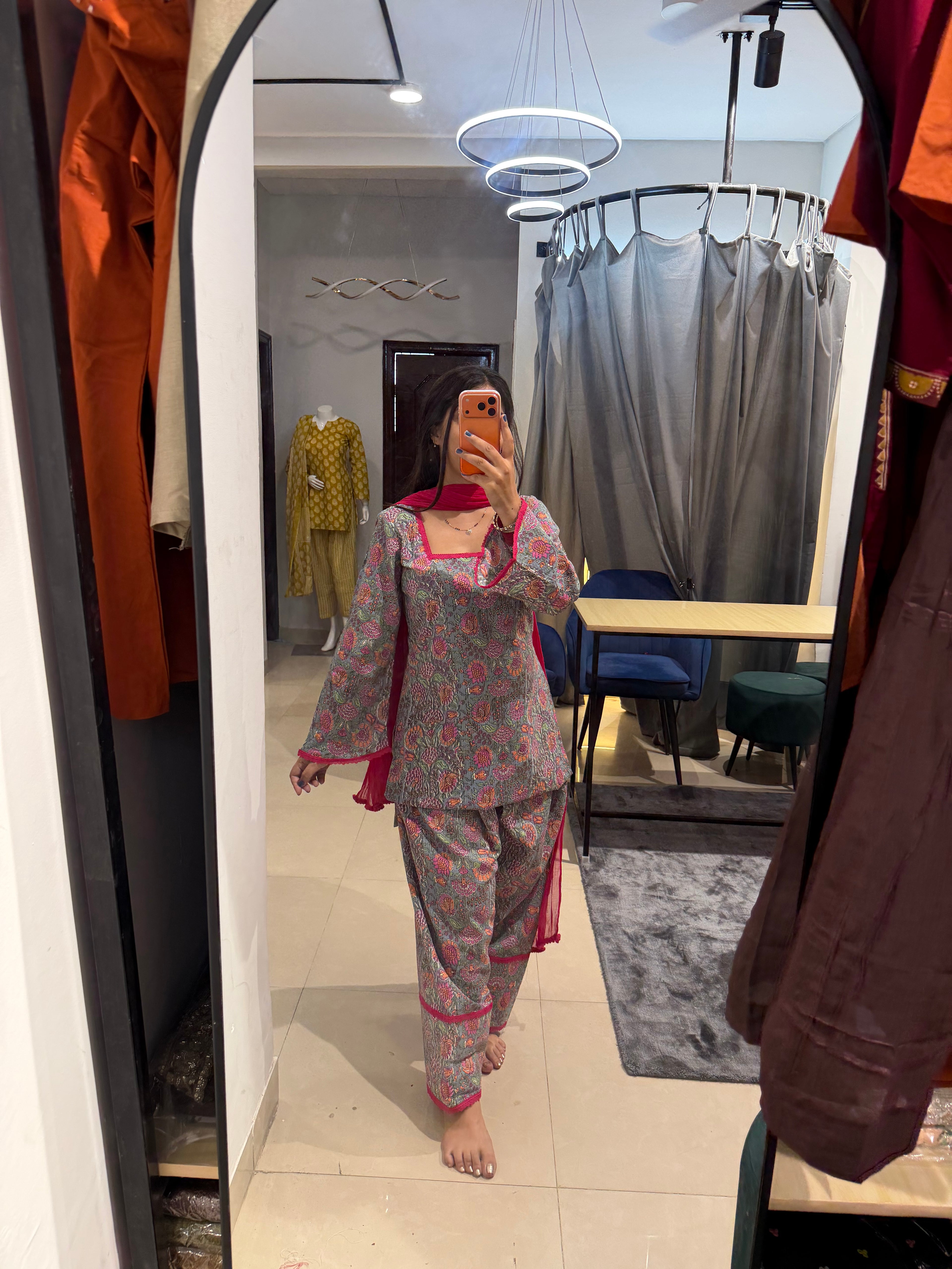 Farshi suit set